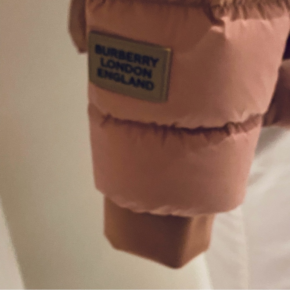 BURBERRY LONDON NEWBRIDGE PUFFER JACKET. - Picture 4 of 12